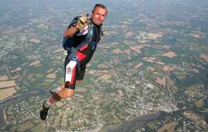 POURQUOI SAUTER EN PARACHUTE.!