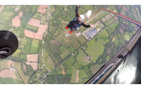 Un nouveau club de parachutisme en Finistère